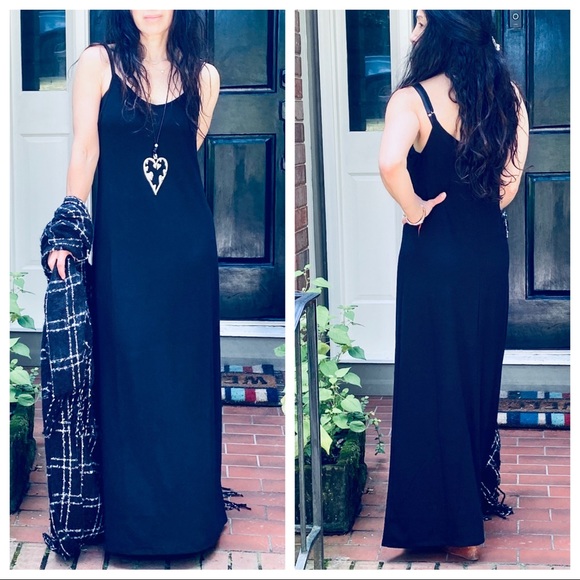 BLACK TANK CHIC MAXI DRESS - Picture 2 of 6